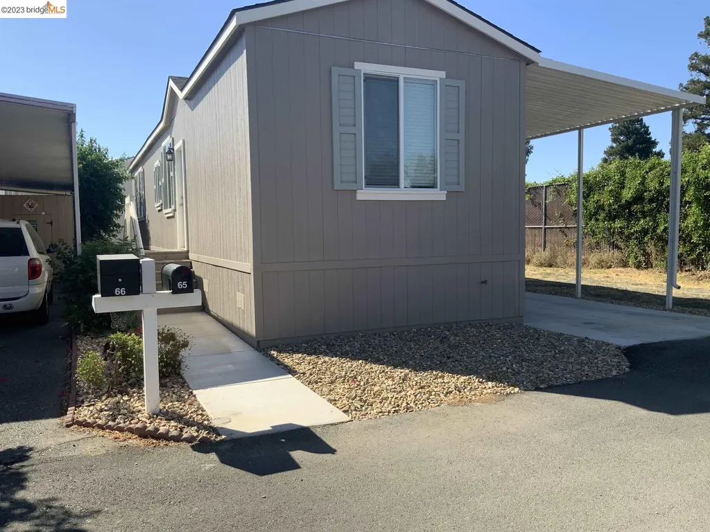 65 Pali Way Pittsburg CA 94565