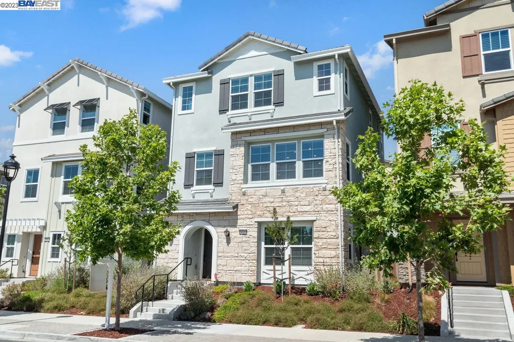 24165 Amaranth Loop Hayward CA 94541