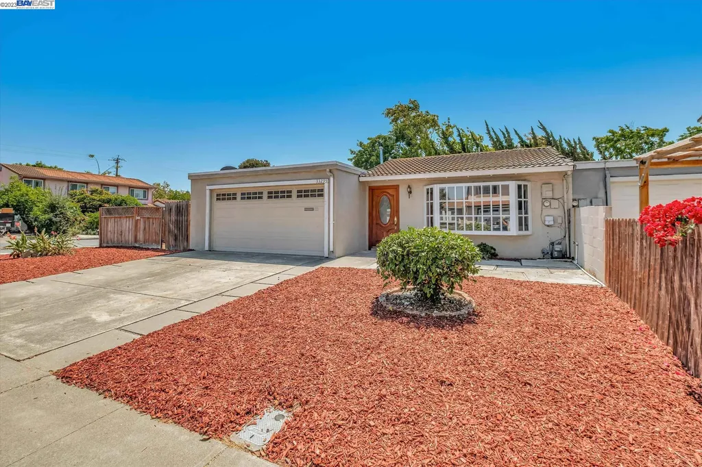 33295 Lake Pyramid Street Fremont CA 94555
