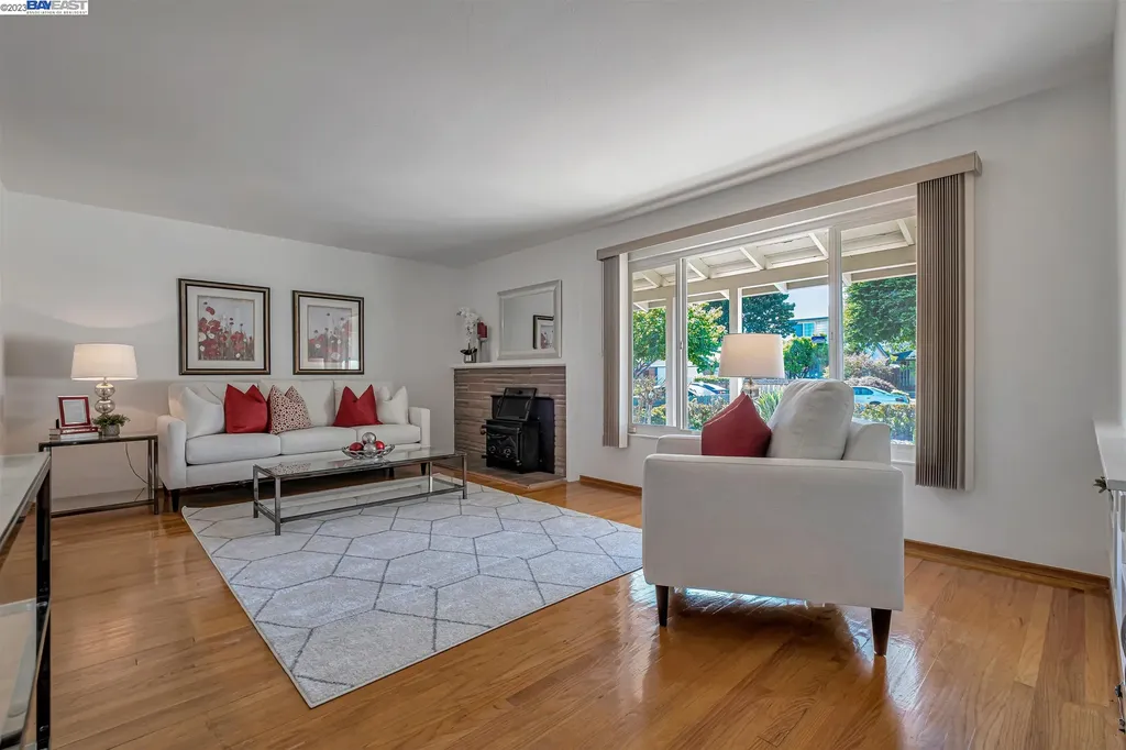1298 Linfield Lane Hayward CA 94545