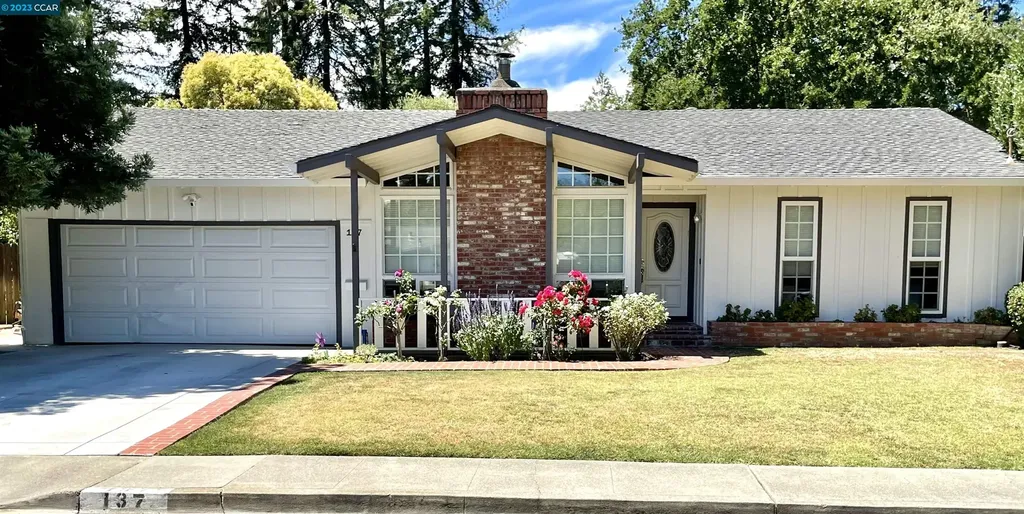 137 Waverly Court Martinez CA 94553