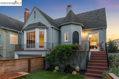 6237 Rockwell Street Oakland CA 94618