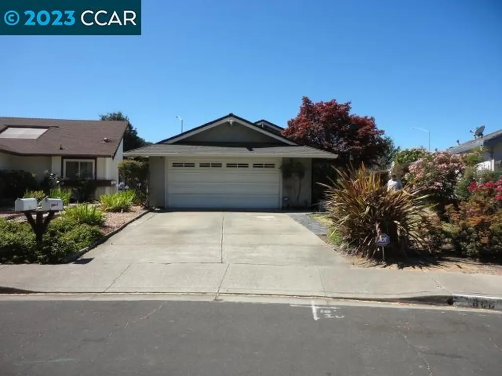 868 Mariners Point Rodeo CA 94572