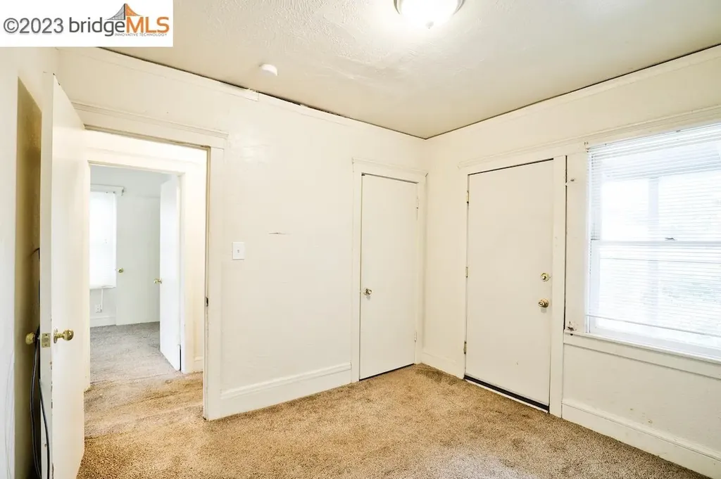 6408 Flora Street Oakland CA 94621