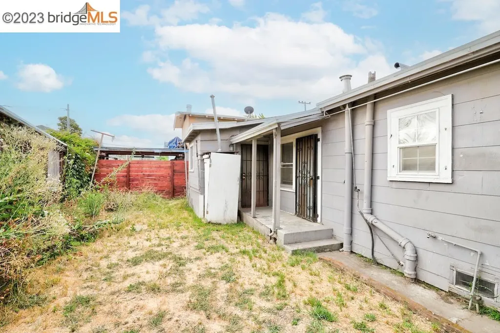 6408 Flora Street Oakland CA 94621