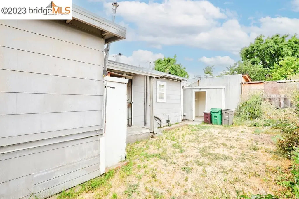 6408 Flora Street Oakland CA 94621