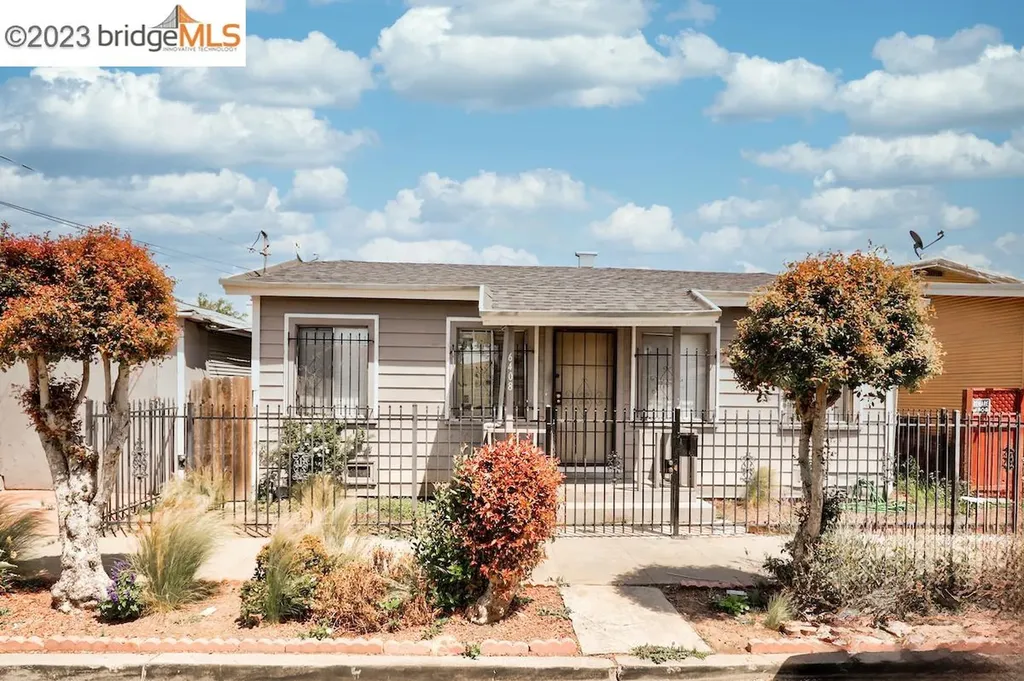 6408 Flora Street Oakland CA 94621