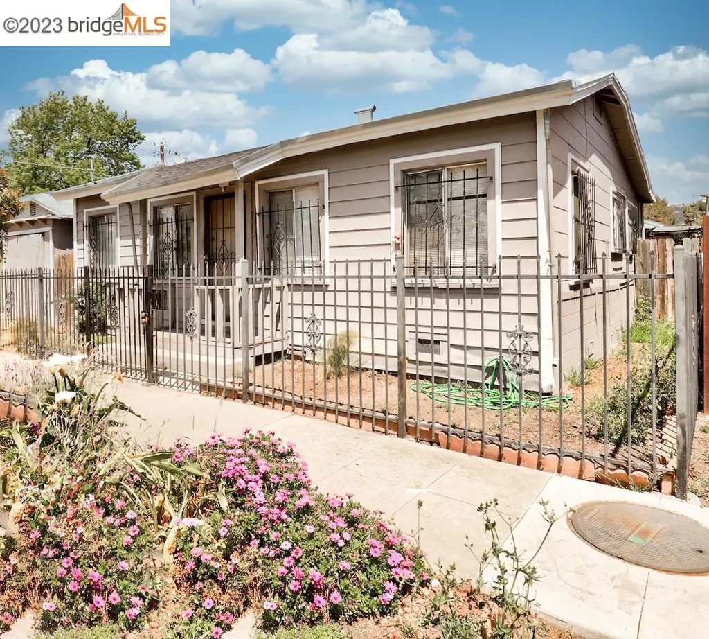 6408 Flora Street Oakland CA 94621