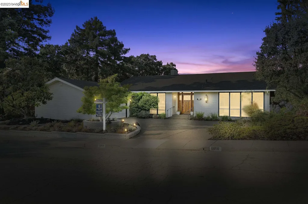 12150 Blythen Way Oakland CA 94619