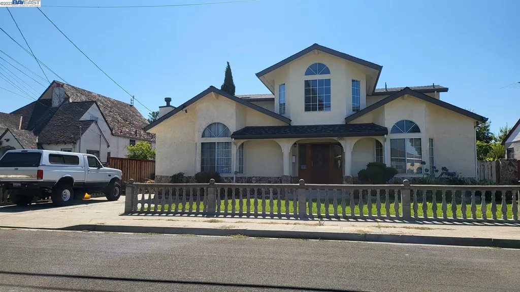 13427 Aurora Drive San Leandro CA 94577