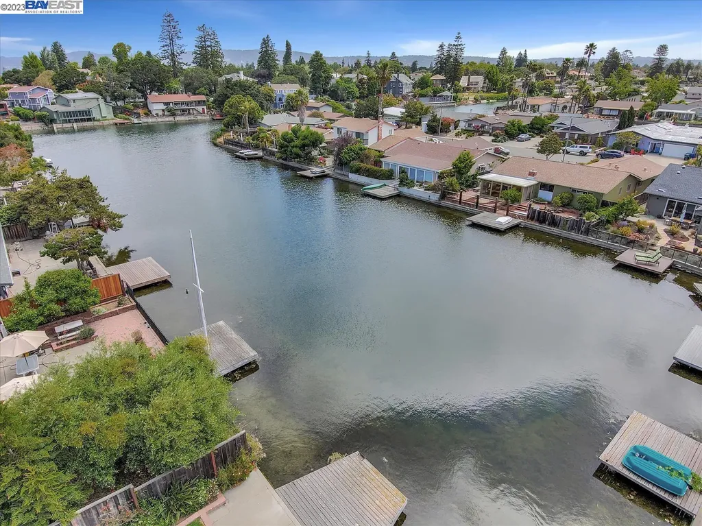 608 Sand Hook Isle Alameda CA 94501