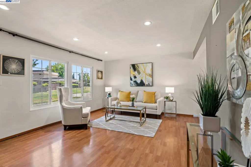 2421 Arf Avenue Hayward CA 94545
