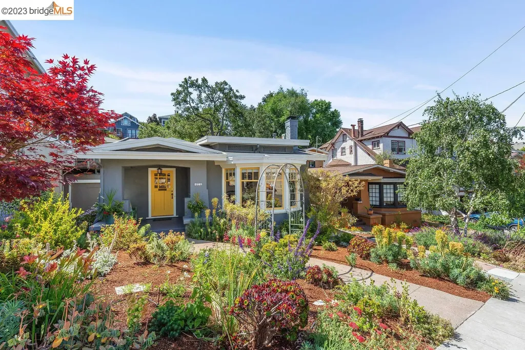 3976 Greenwood Avenue Oakland CA 94602