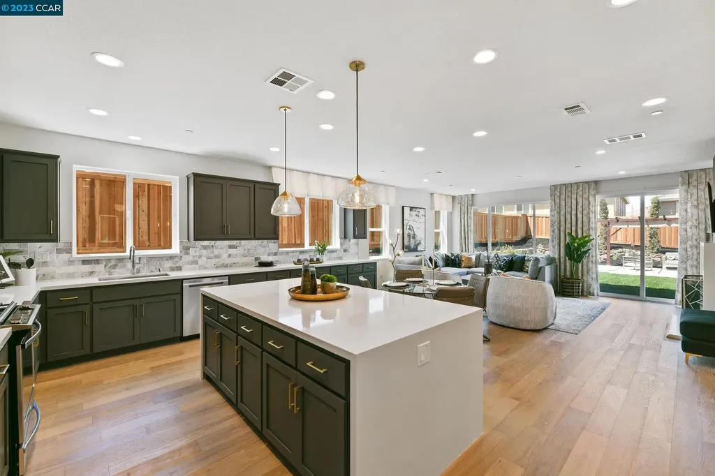 3353 Vista Meadows Drive Pittsburg CA 94565