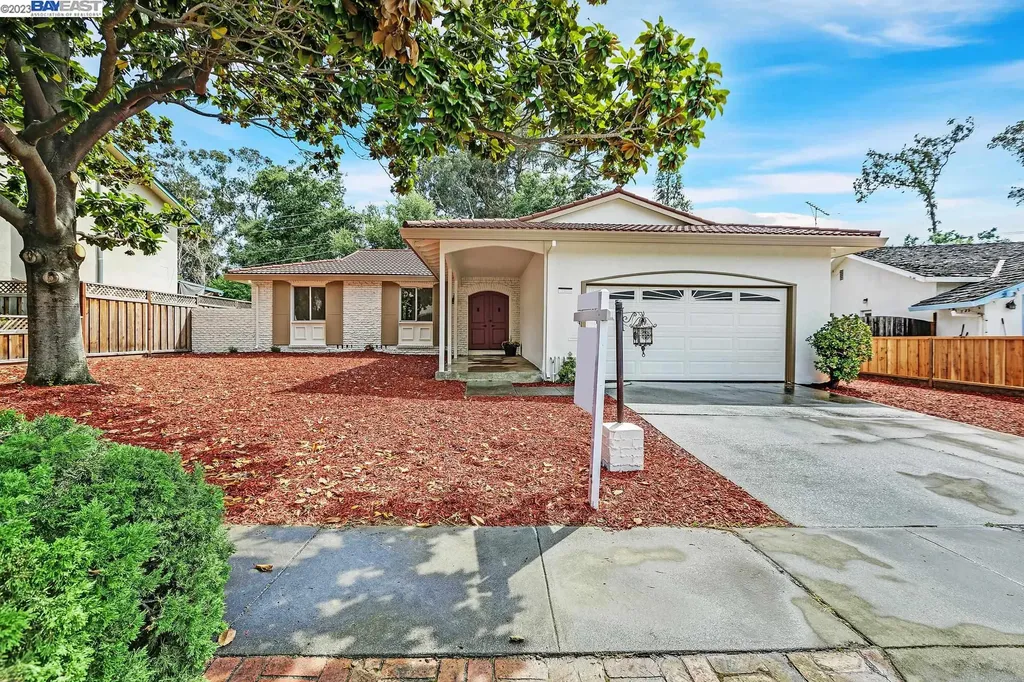 42163 Camino Santa Barbara Fremont CA 94539