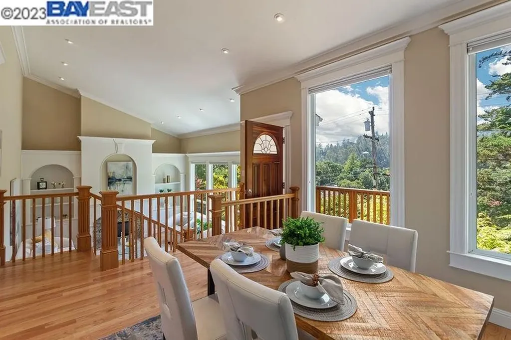 1837 Woodhaven Way Oakland CA 94611