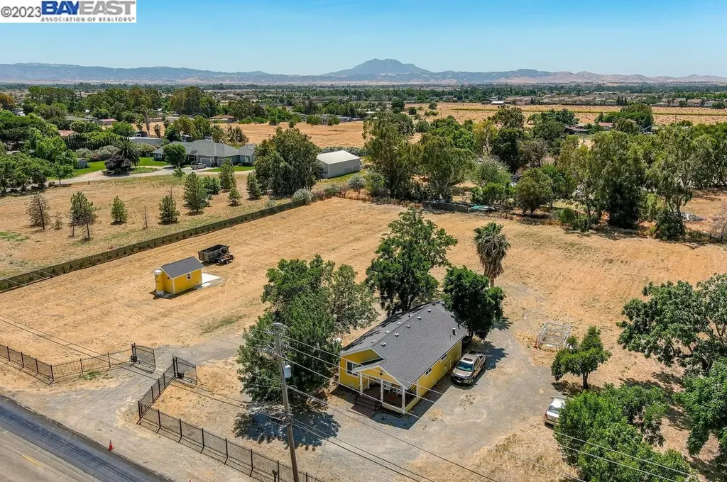 6381 Sellers Avenue Oakley CA 94561