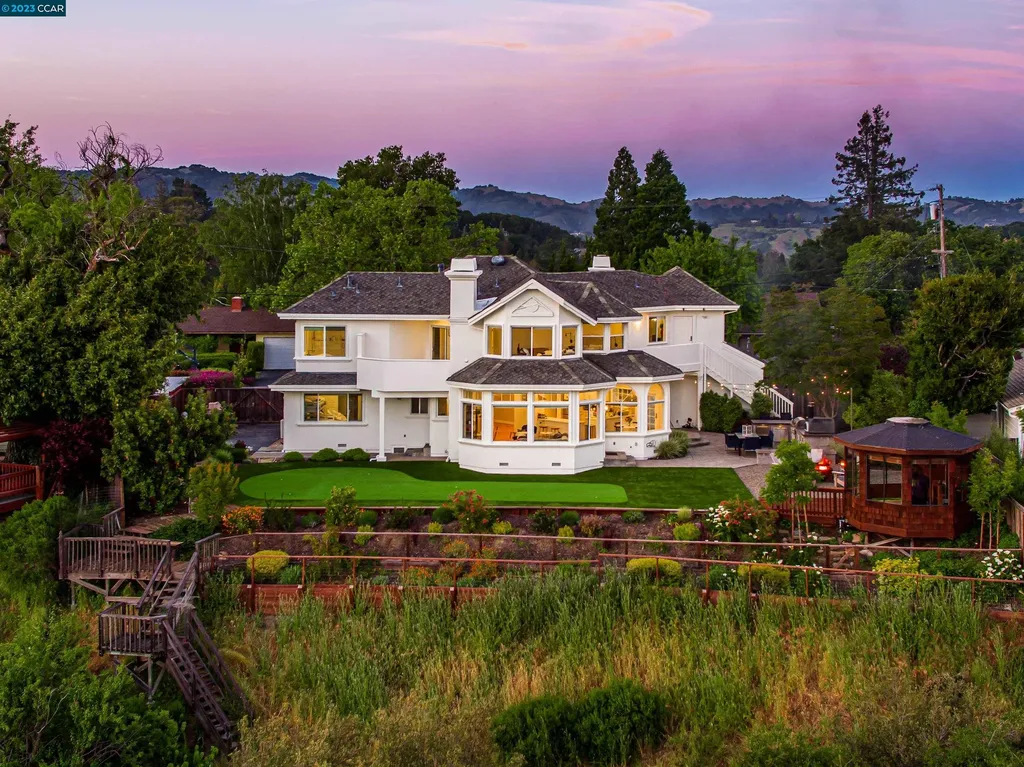 26 Broadview Terrace Orinda CA 94563