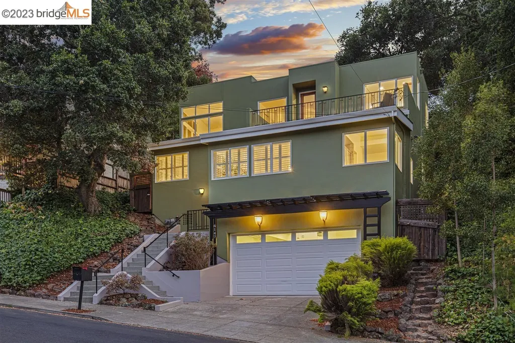 Oakland CA, 6147 Oakdale Avenue