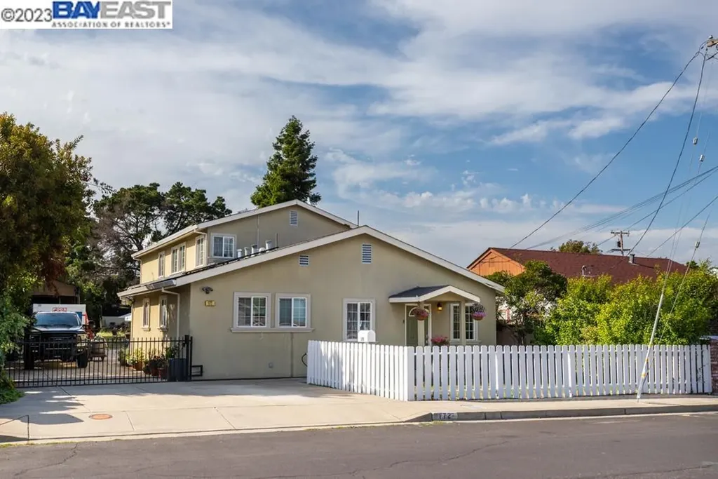 172 Berry Avenue Hayward CA 94544