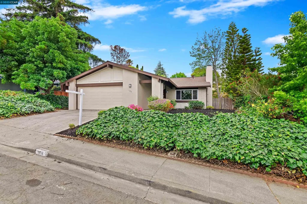 125 Banbury Way Benicia CA 94510
