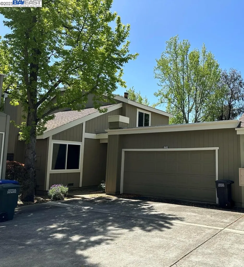 1582 Denkinger Court Concord CA 94521