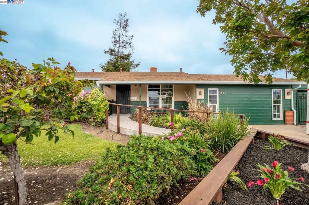 1651 Burkhart Avenue San Leandro CA 94579