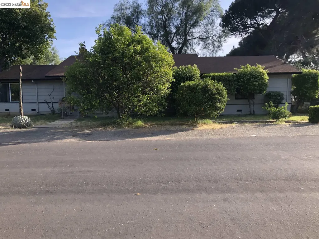 4700 Laura Drive Concord CA 94521