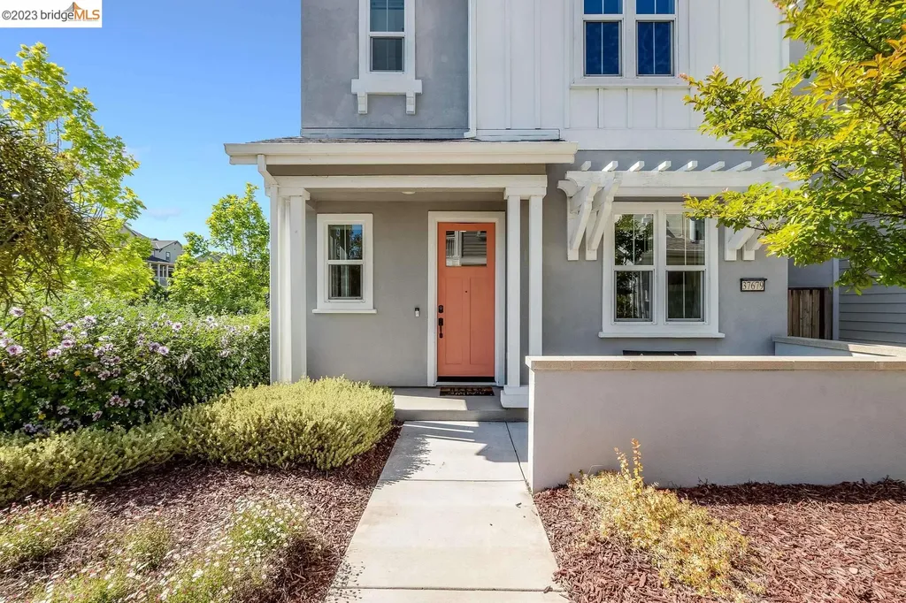37679 Bay Crest Road Newark CA 94560