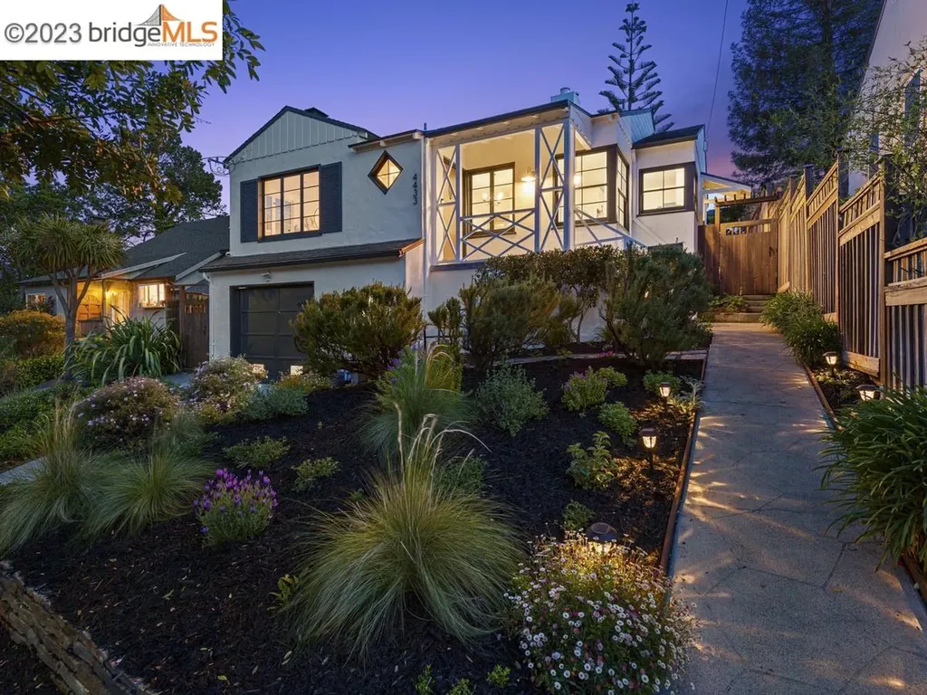4433 Albert Street Oakland CA 94619