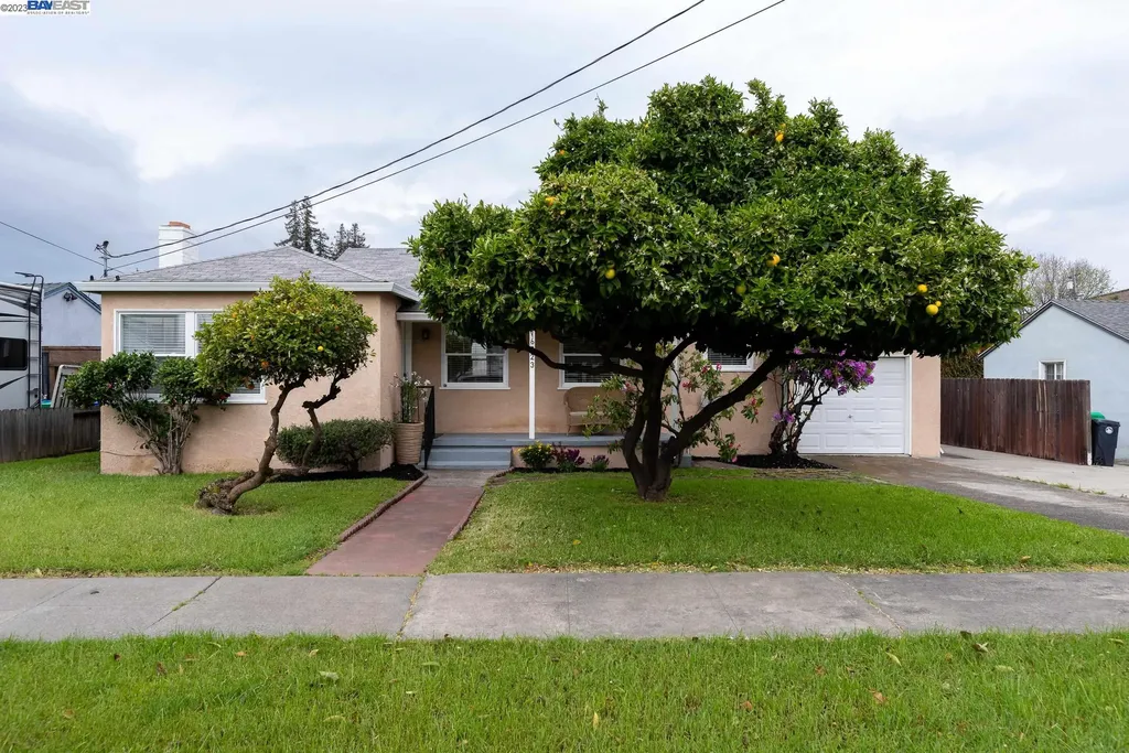 16823 Alisal Court San Lorenzo CA 94580
