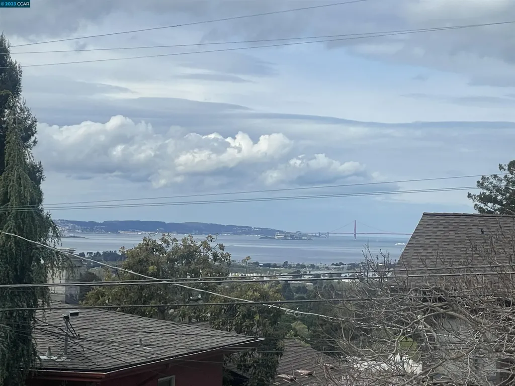 1197 Oxford Street Berkeley CA 94707