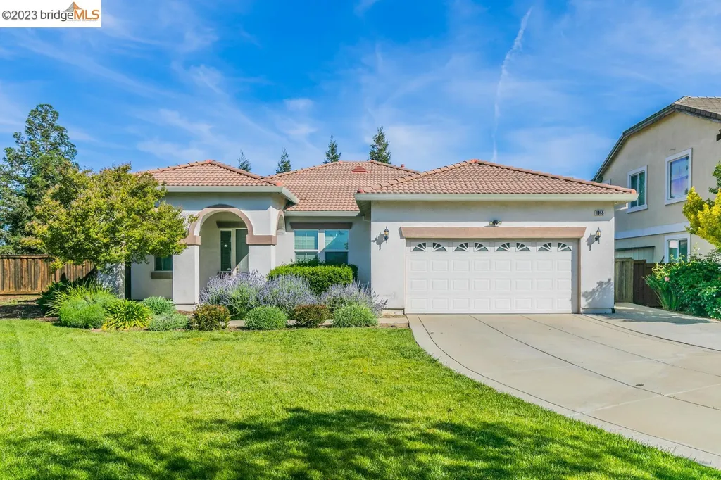 1055 Meadow Brook Court Brentwood CA 94513