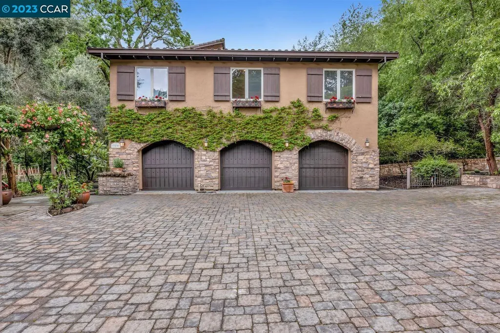 289 Castle Hill Ranch Road Walnut Creek CA 94595