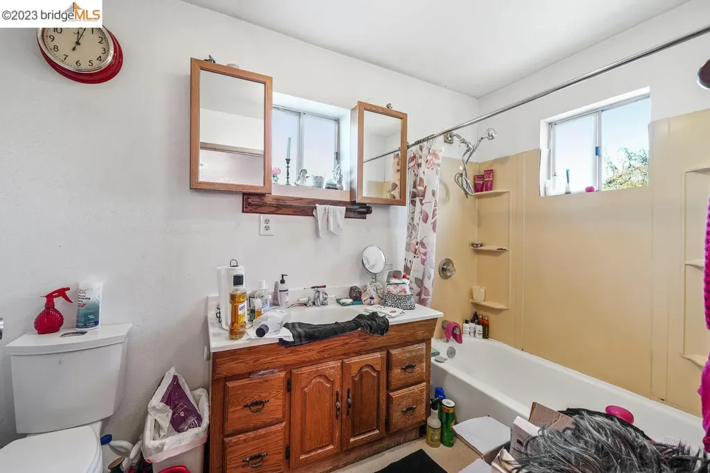 3228 Magnolia Street Oakland CA 94608