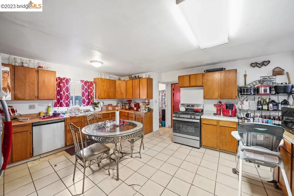 3228 Magnolia Street Oakland CA 94608