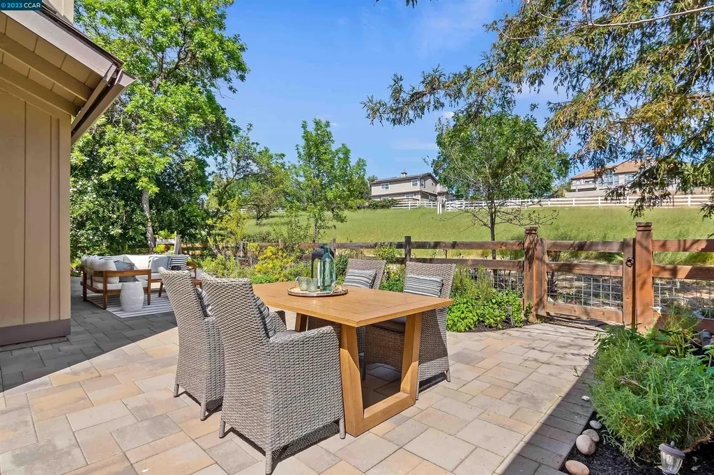 3177 Hambletonian Lane Walnut Creek CA 94598