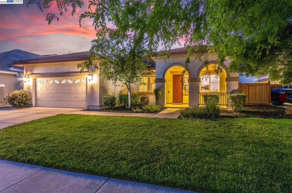 1383 Compaglia Circle Brentwood CA 94513