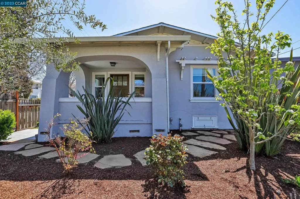 2568 Humboldt Avenue Oakland CA 94601