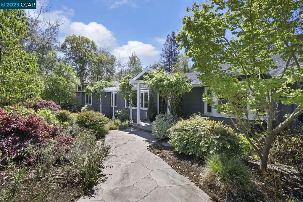 6 Glorietta Court Orinda CA 94563