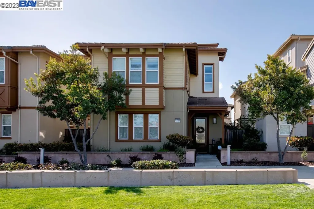 2753 5th Street Alameda CA 94501