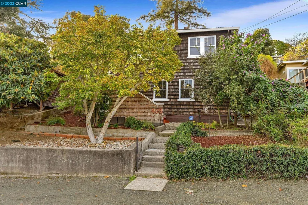 405 Alhambra Street Crockett CA 94525