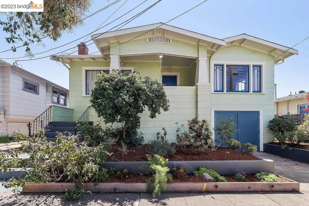 1256 Russell Street Berkeley CA 94702