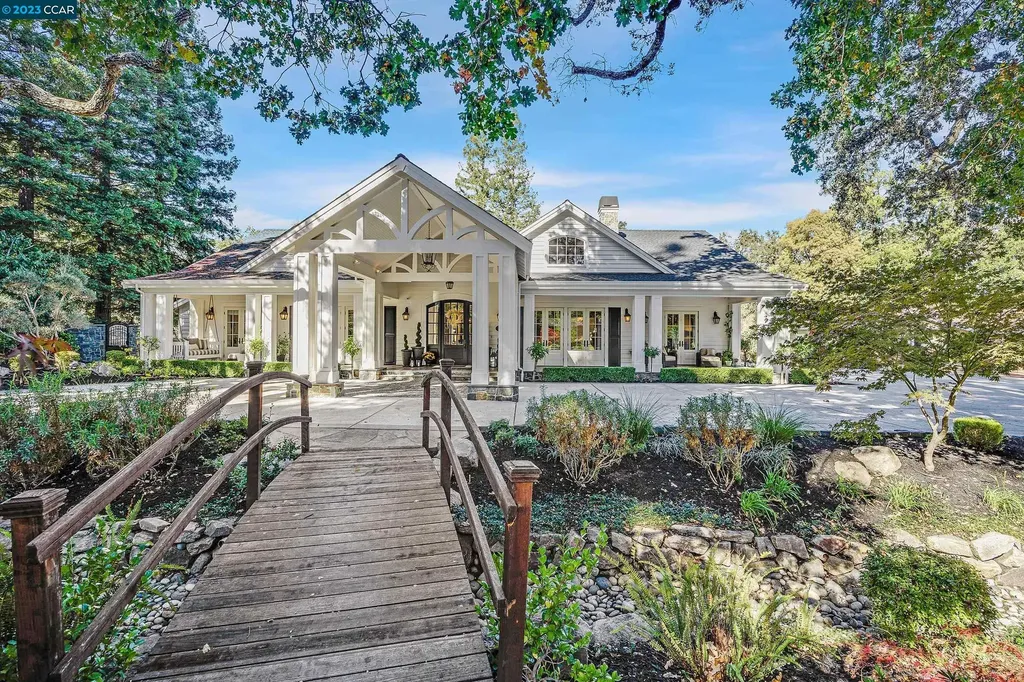 60 Via Robles Alamo CA 94507