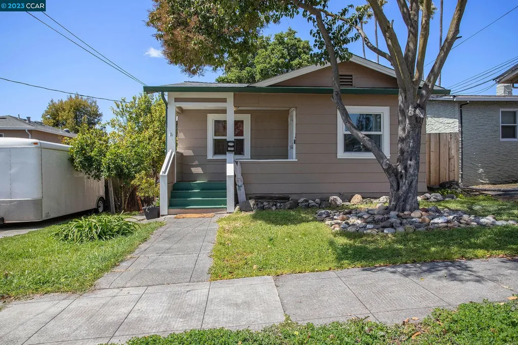 1425 Ash Street Martinez CA 94553