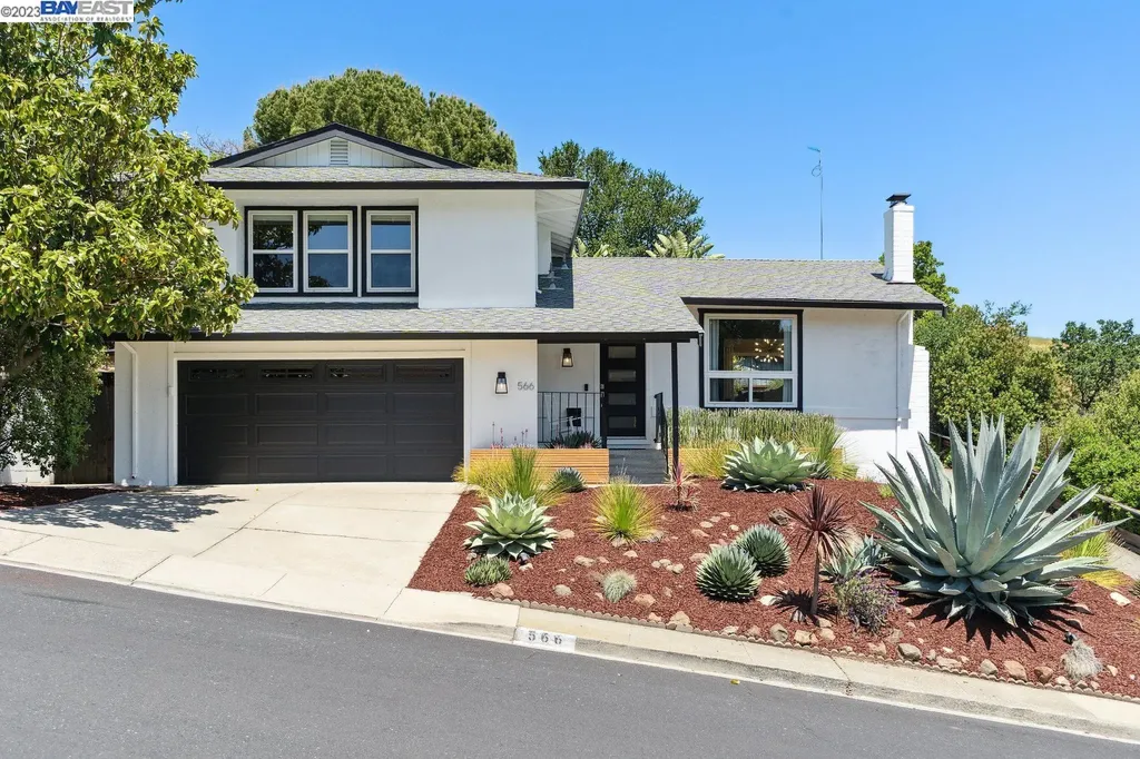566 Webster Drive Martinez CA 94553