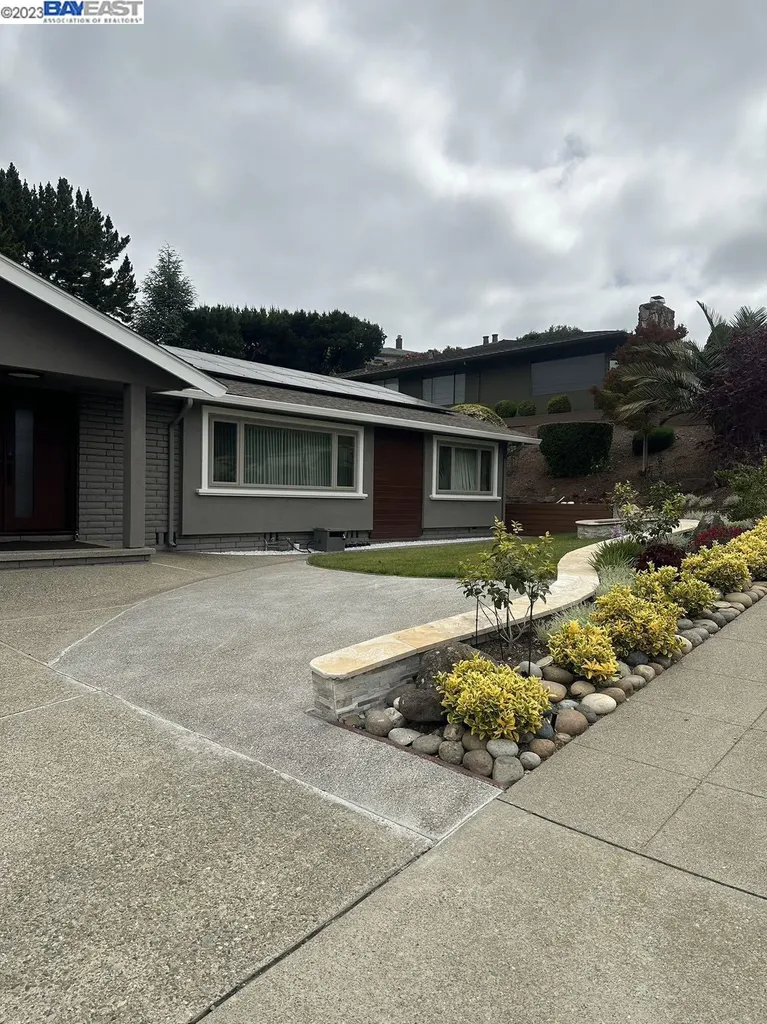 1546 Scenicview Drive San Leandro CA 94577