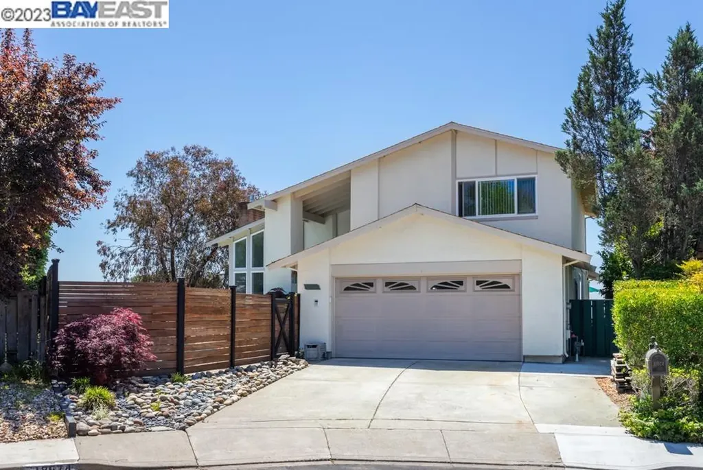18574 Greenridge Court Castro Valley CA 94552