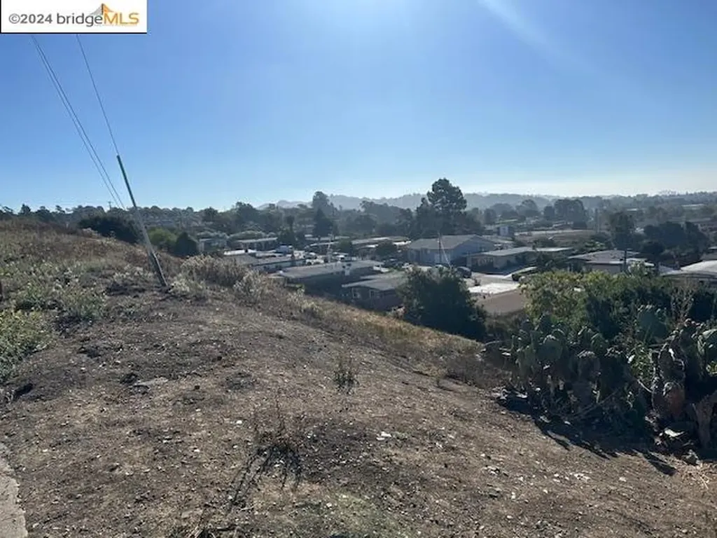 1911 Miner Avenue San Pablo CA 94806