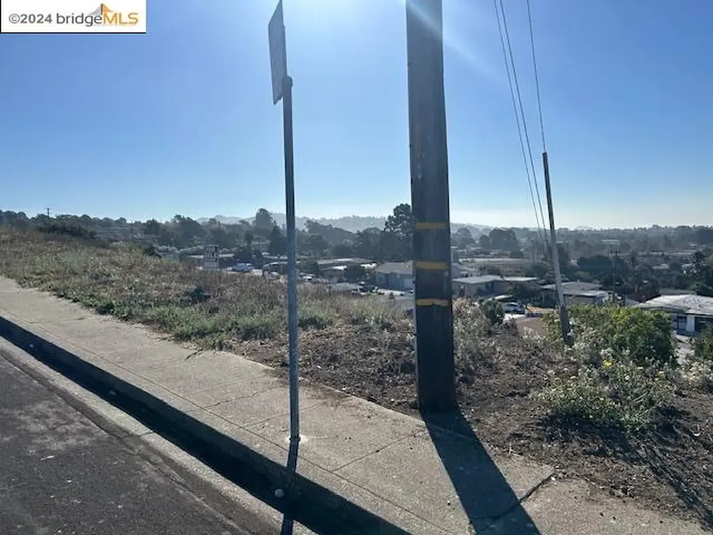 1911 Miner Avenue San Pablo CA 94806